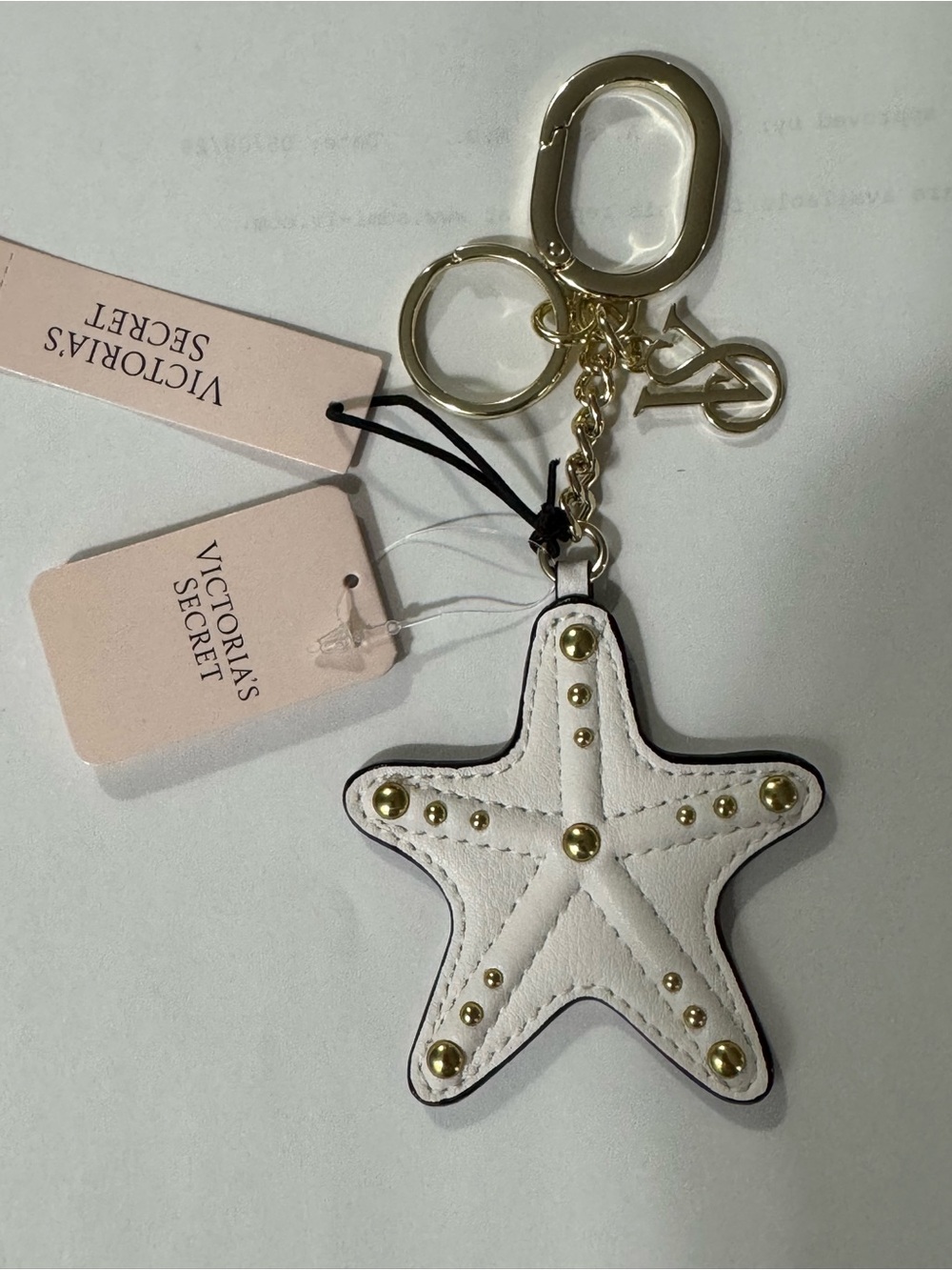 VICTORIA'S SECRET
Starfish Bag Charm Keychain